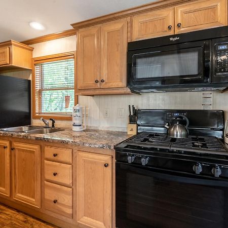Rondout Valley Camping Resort Deluxe Park Model 11 Accord Kamer foto
